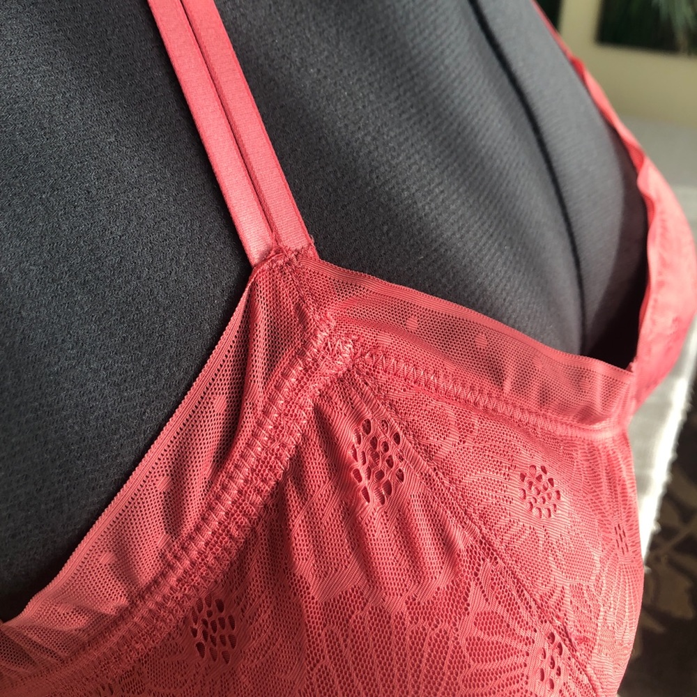 Aerie Bralette - Picture 4 of 8